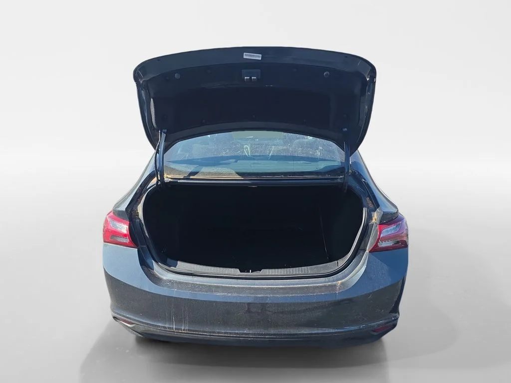 Used 2020 Gray Chevrolet LT image 25