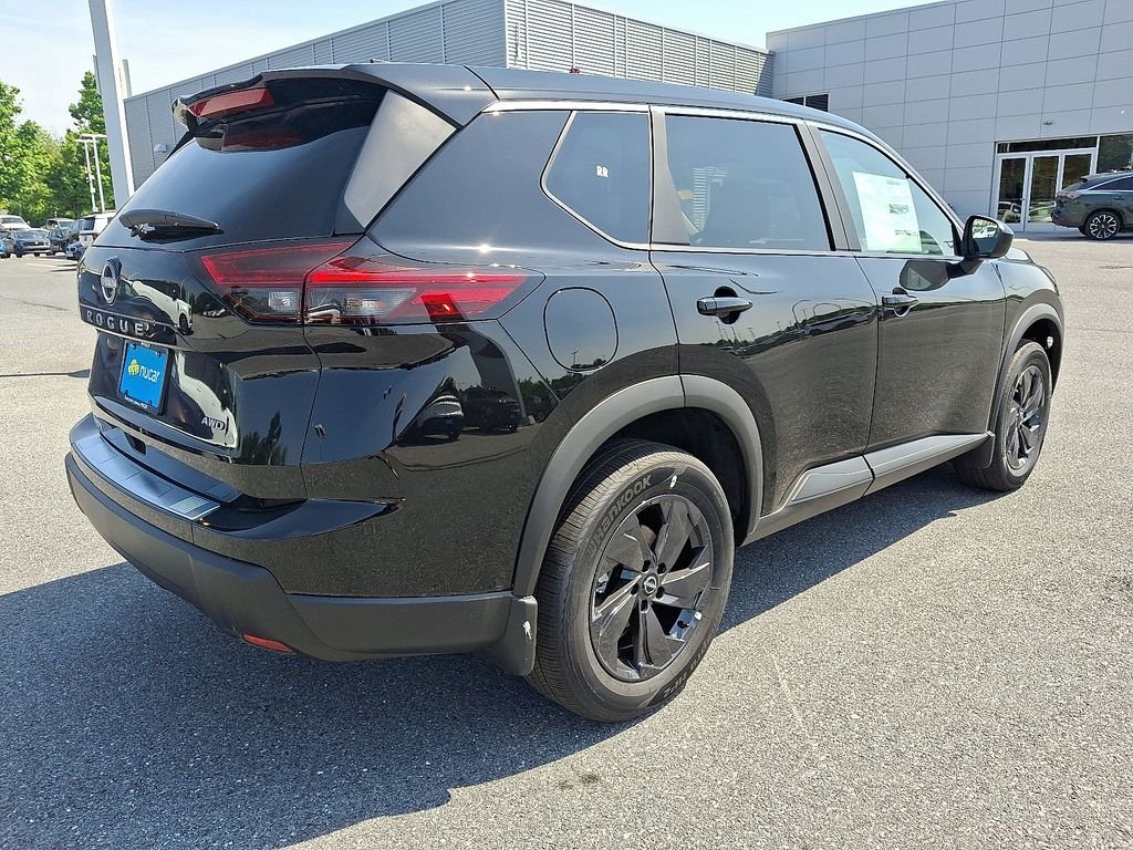 New 2026 Super Black Nissan SV image 4