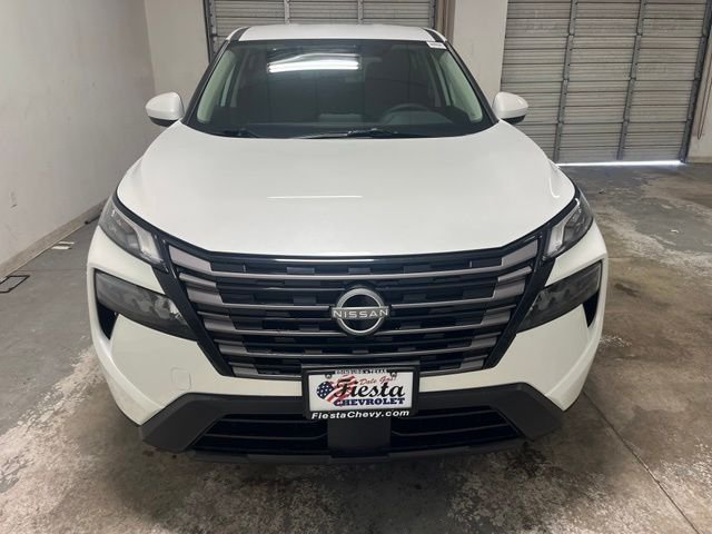 Used 2026 White Nissan SV image 2