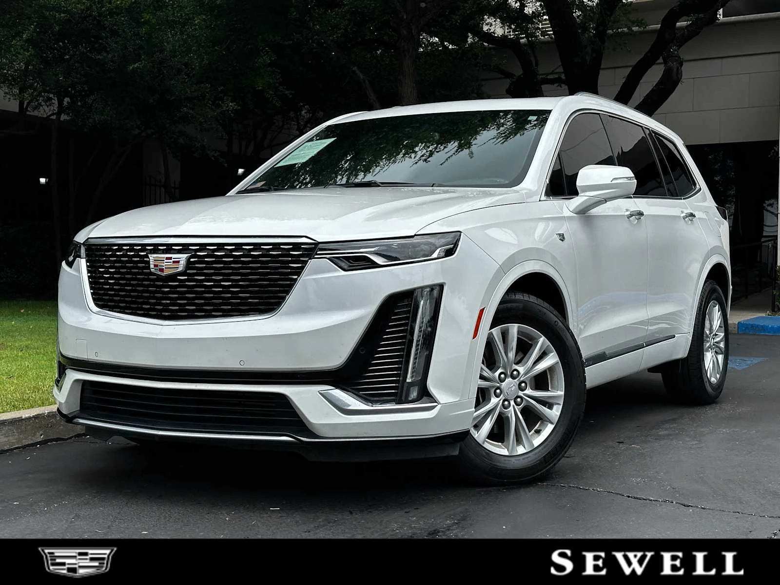 2023 Cadillac XT6 Luxury Auto's photo