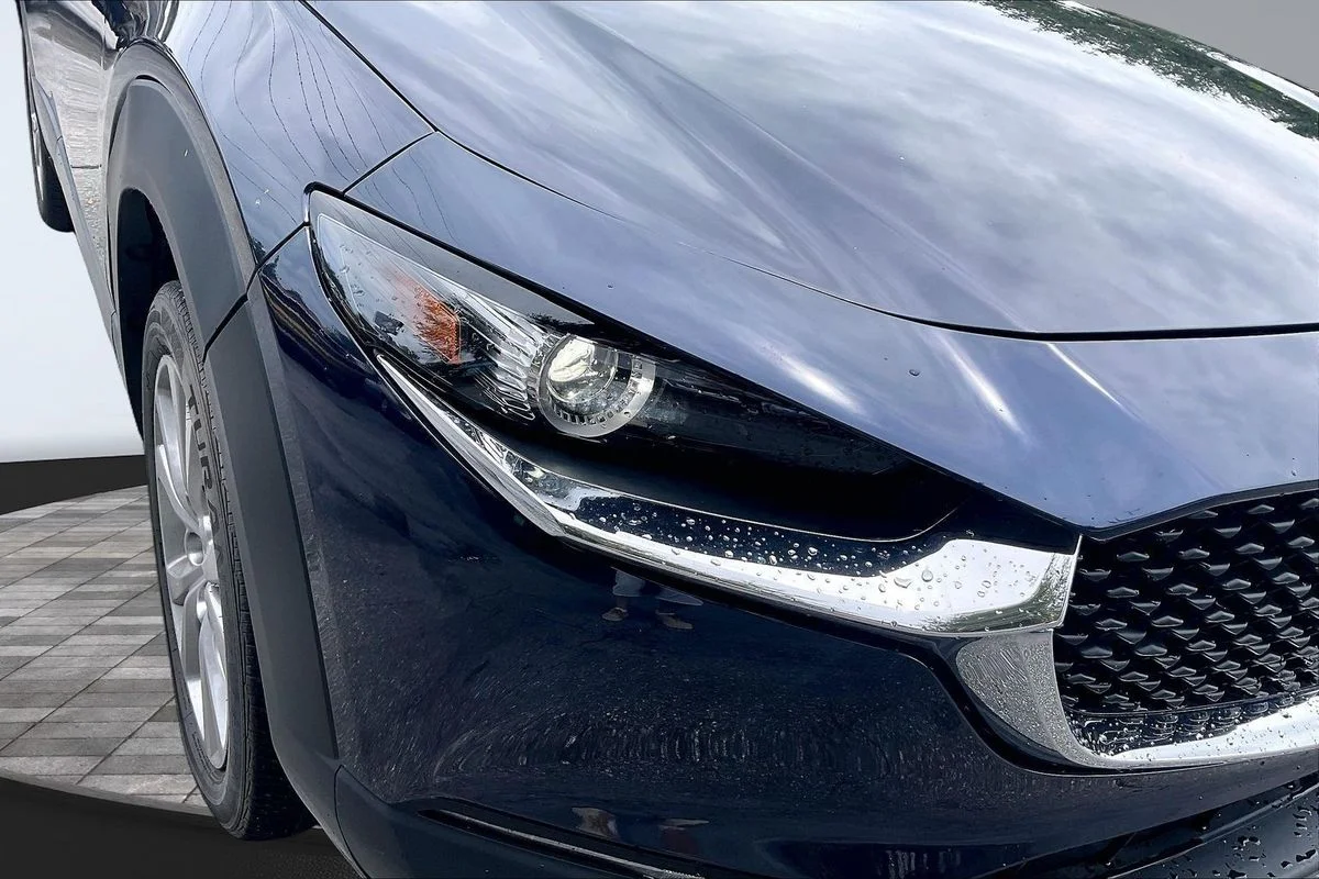 Used 2021  Mazda Select image 34