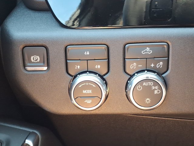 2026 GMC Sierra 2500HD SLE - Photo 13