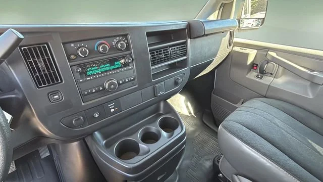 Used 2024 Summit White GMC Work Van image 24