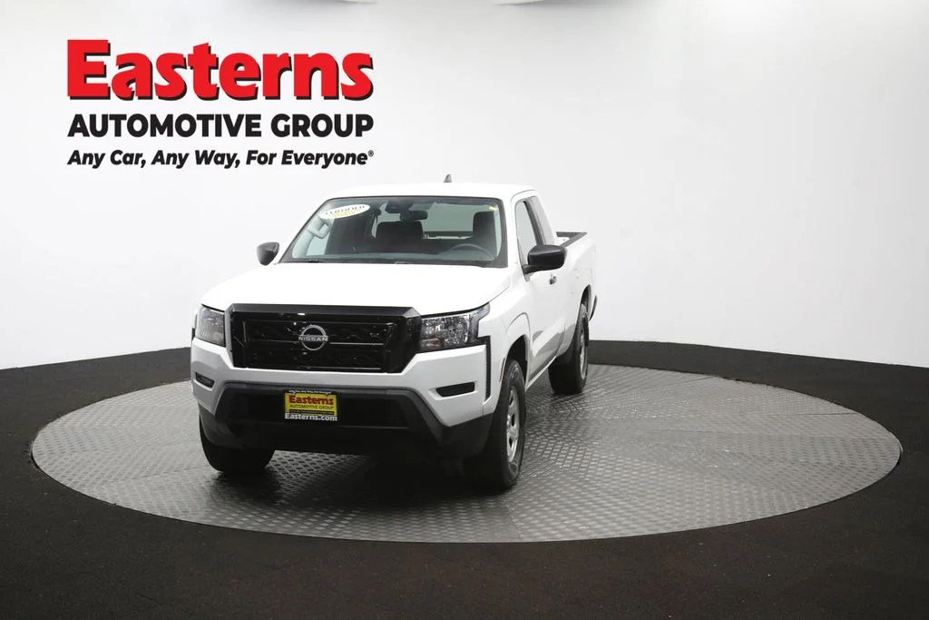 Used 2022 White Nissan S image 51