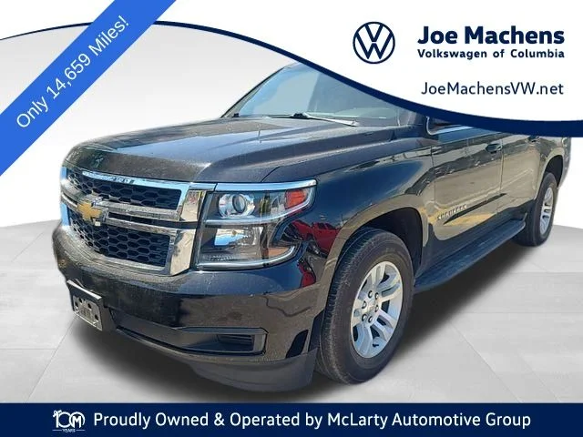 2018 Chevrolet Suburban 4WD 1500 LS's photo