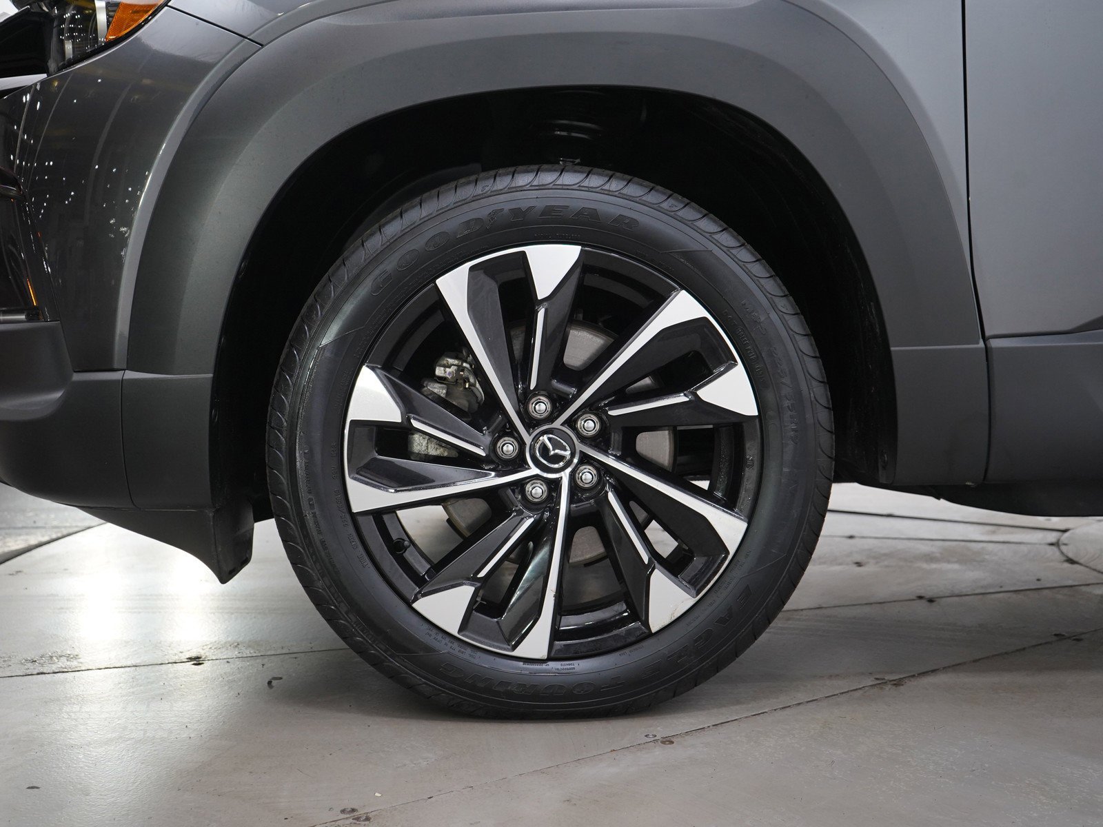 Used 2025 Machine Gray Metallic Mazda Premium Plus image 30
