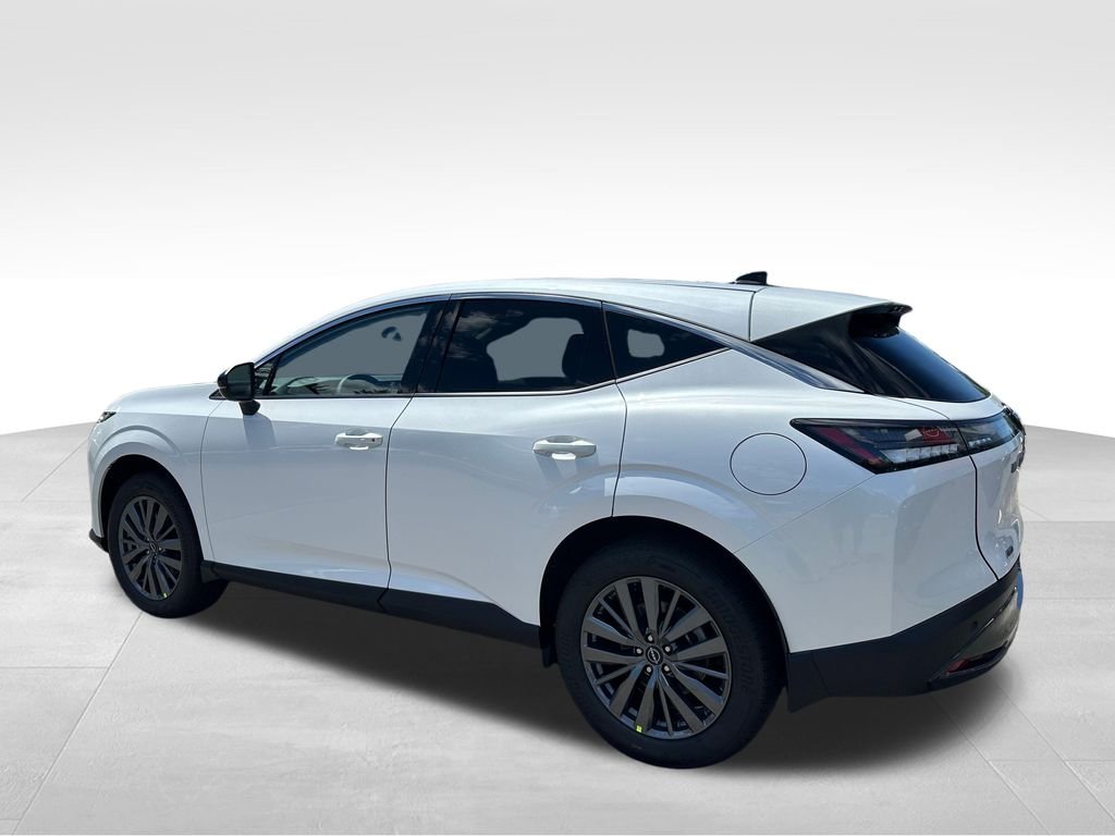 New 2026 White Nissan SL image 8