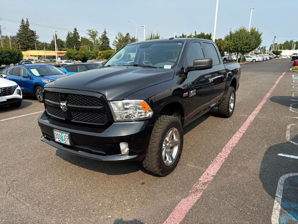 Used 2018 Brilliant Black Crystal Pearlcoat Ram Express image 3