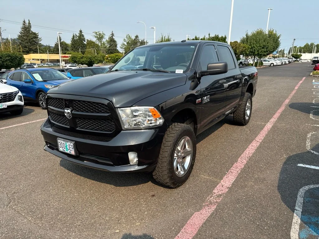 Used 2018 Brilliant Black Crystal Pearlcoat Ram Express image 3
