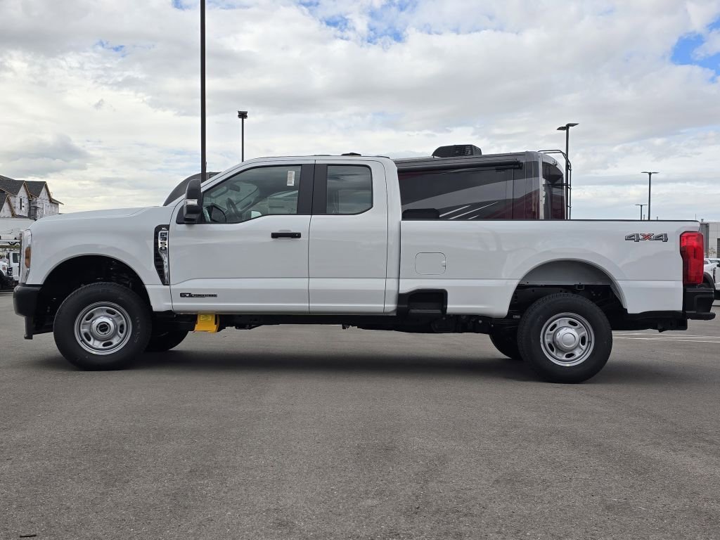 New 2026 Oxford White Ford XL image 21