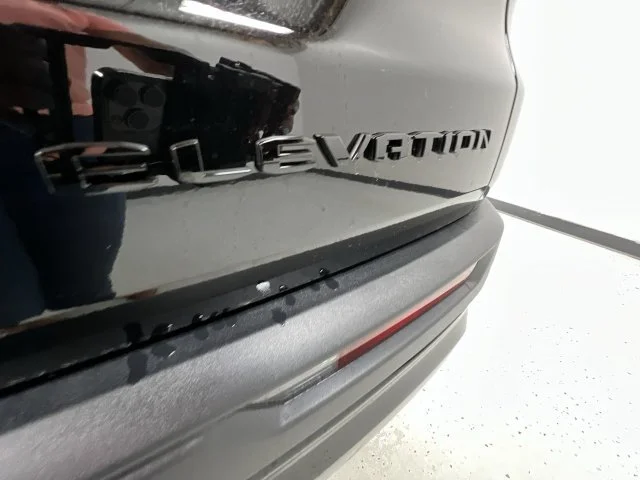 New 2026 Ebony Twilight Metallic GMC Elevation image 33
