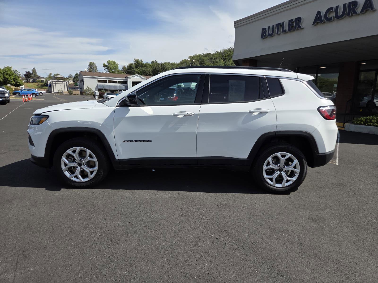 2025 Jeep Compass Latitude - Photo 8