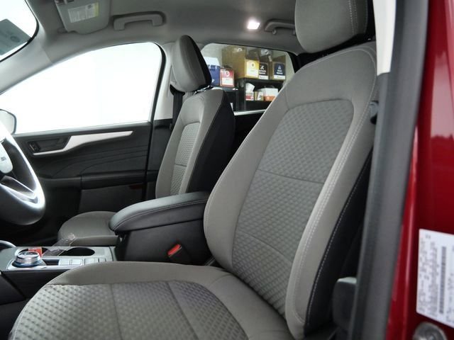 Certified Used 2022 Red Ford SE image 17