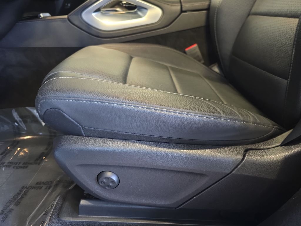 Used 2020 Silver Mercedes-Benz GLS 450 image 31