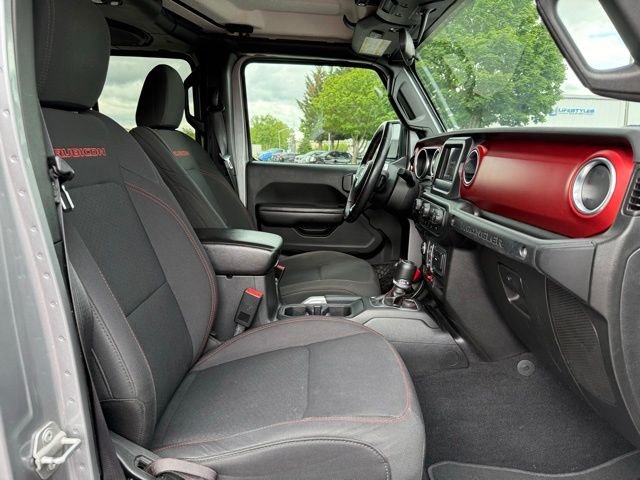 Used 2018 Silver Jeep Unlimited Rubicon image 13