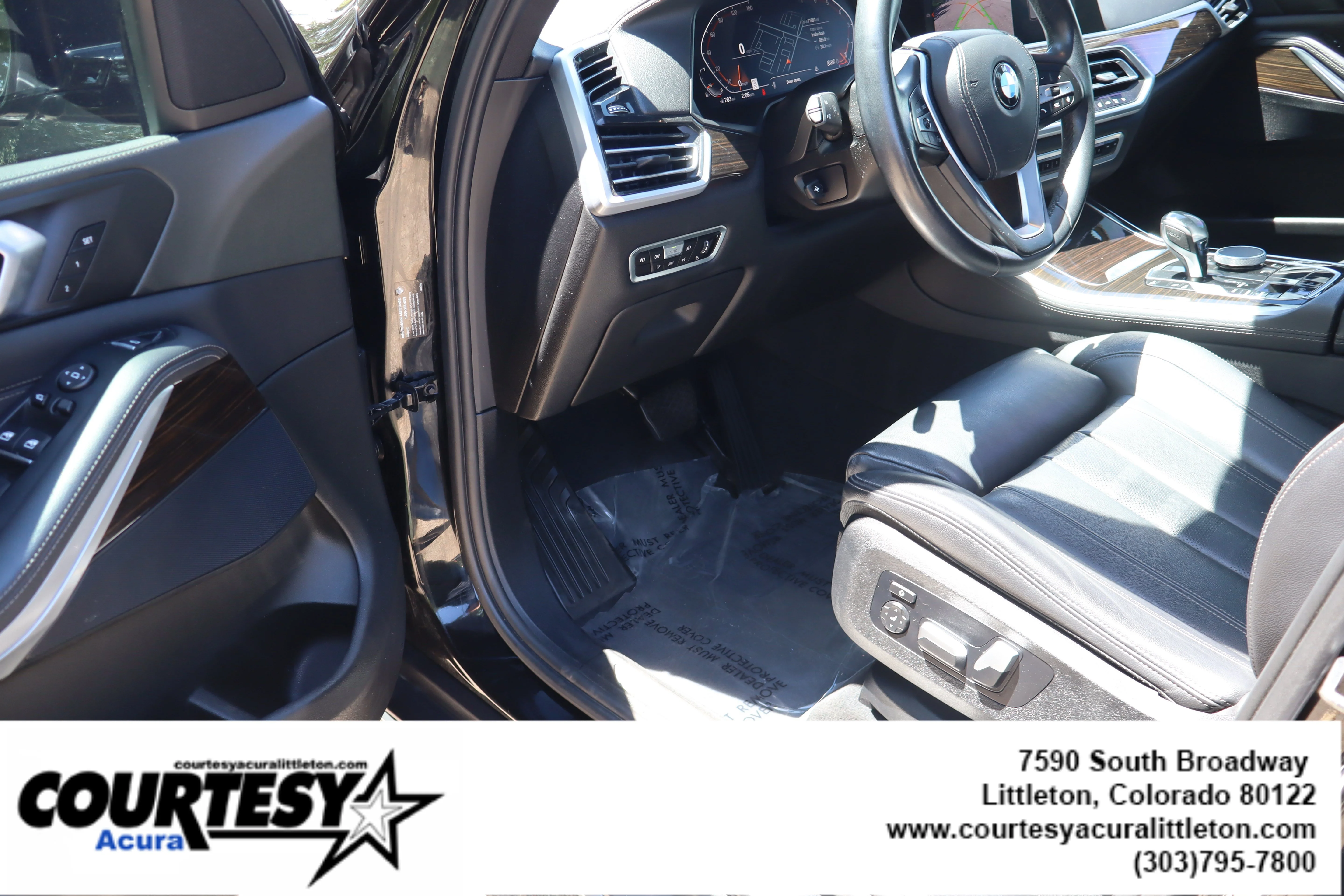 Used 2020 Jet Black BMW xDrive40i image 23