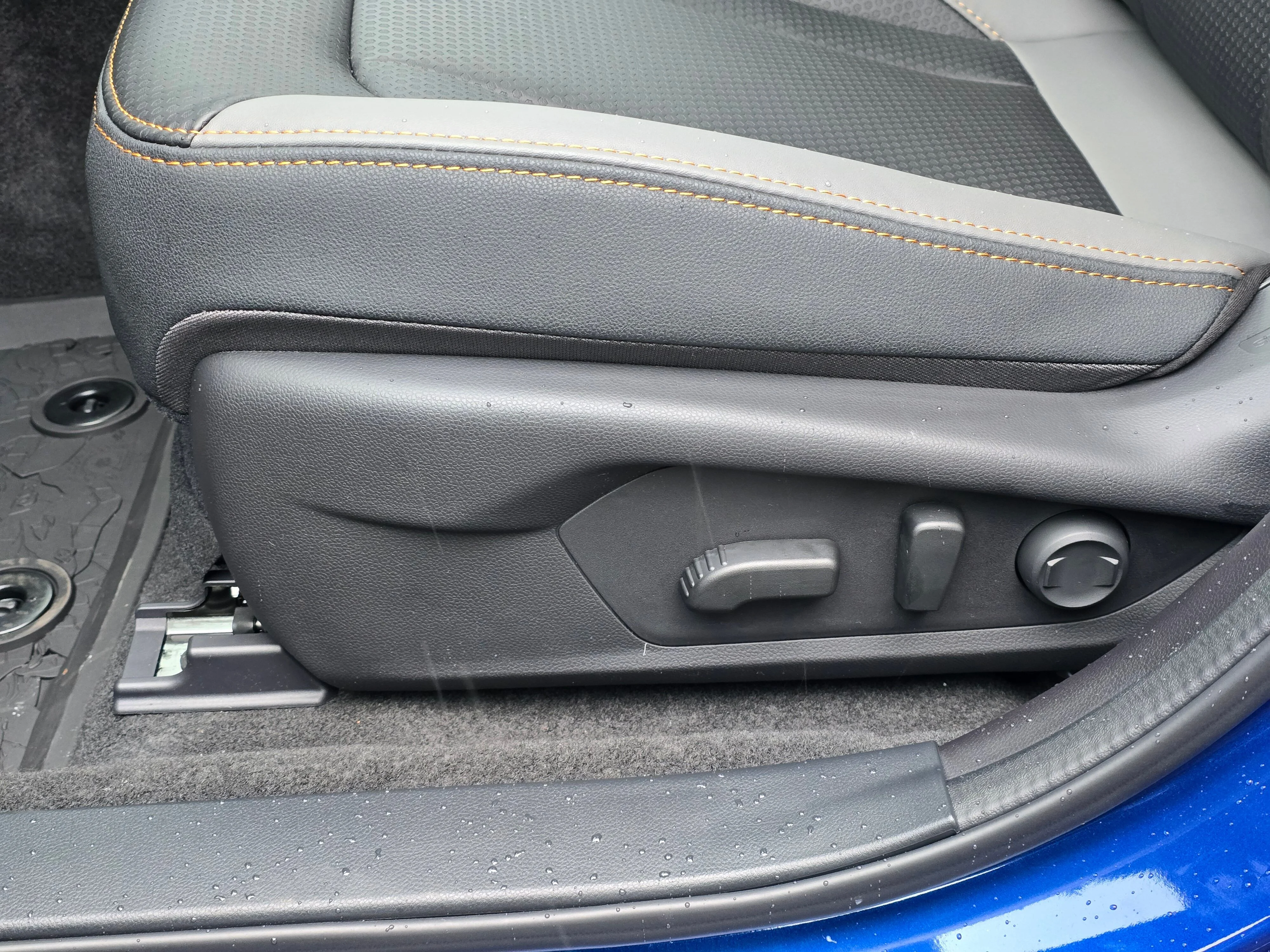 New 2026 SAPPHIRE BLUE PEARL Subaru Wilderness image 13
