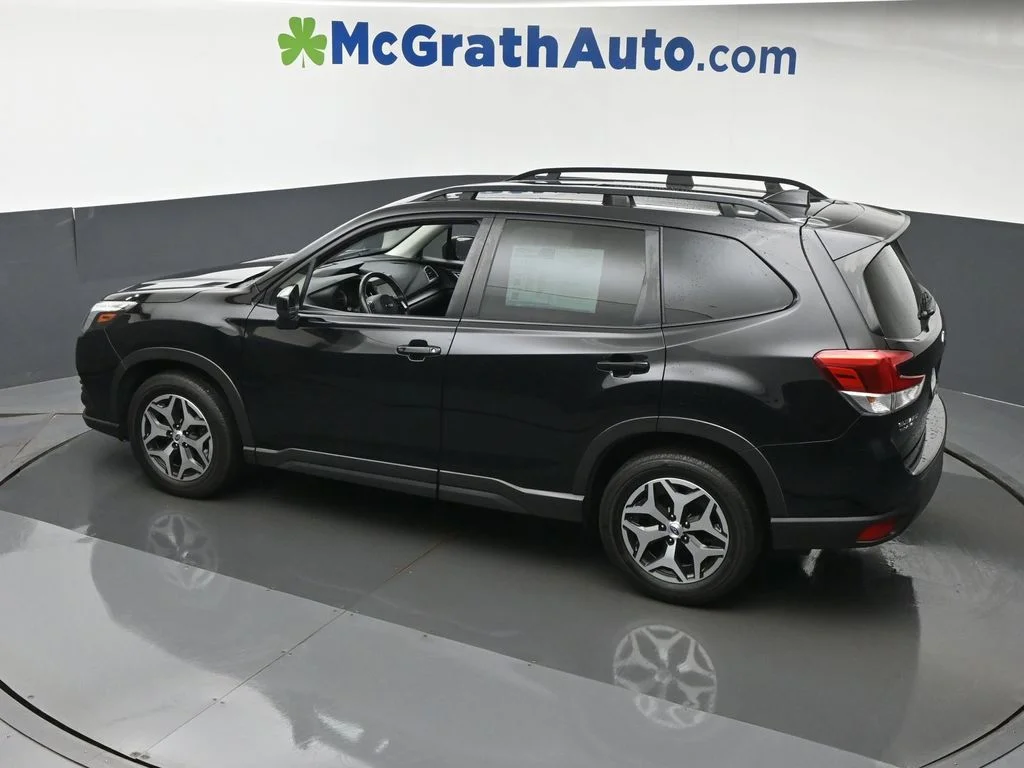 Used 2023 Black Subaru Premium image 25