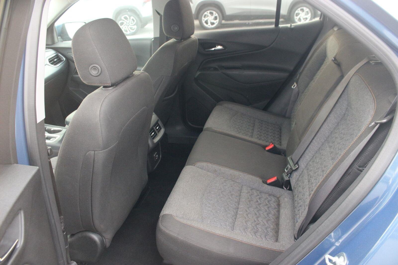 Used 2024 Lakeshore Blue Metallic Chevrolet LT image 30
