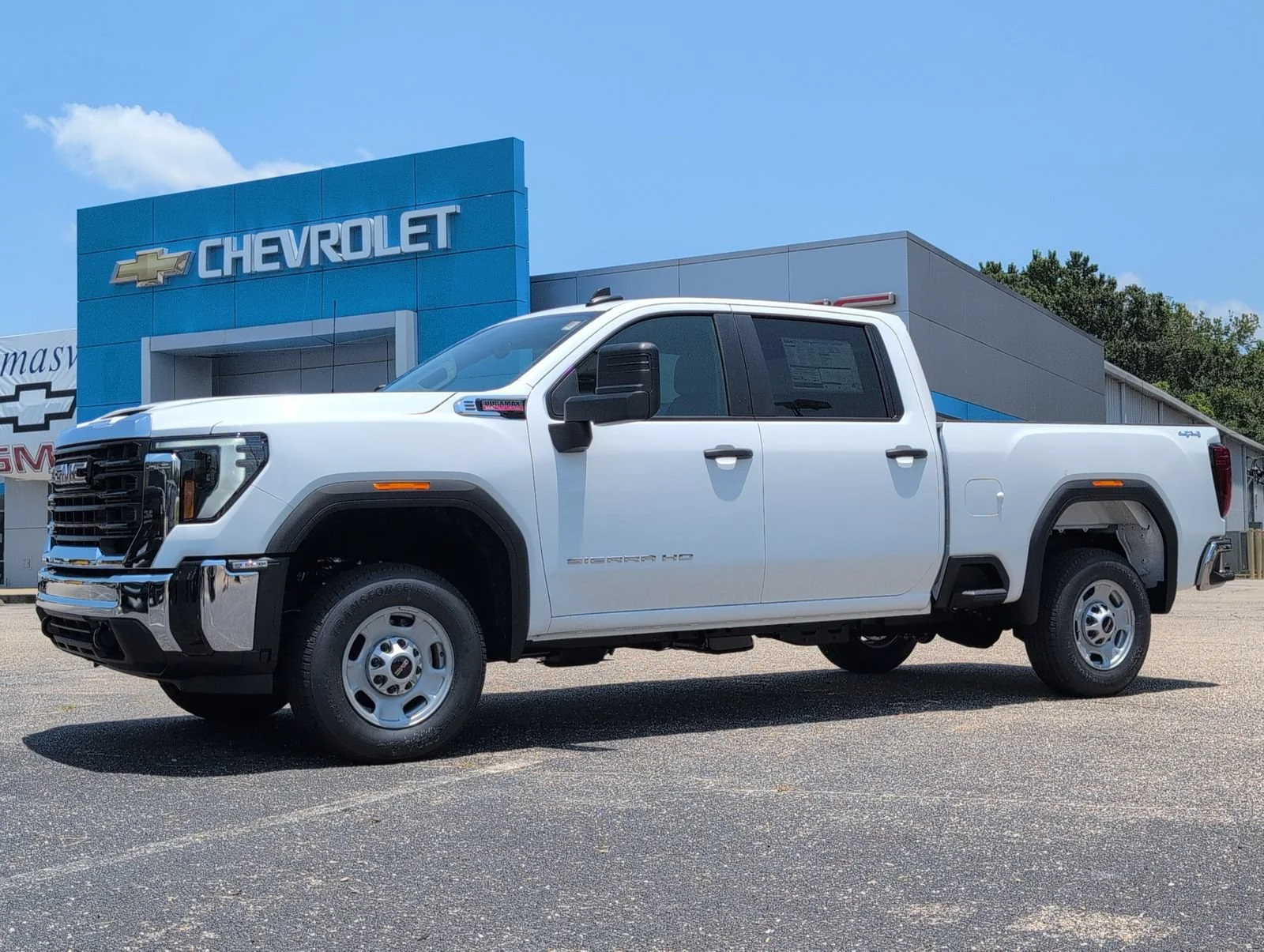 New 2026 Summit White GMC Pro image 1