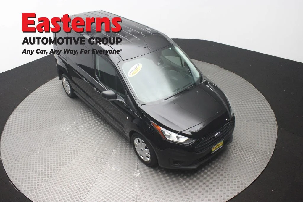 Used 2022 Black Ford XL image 3