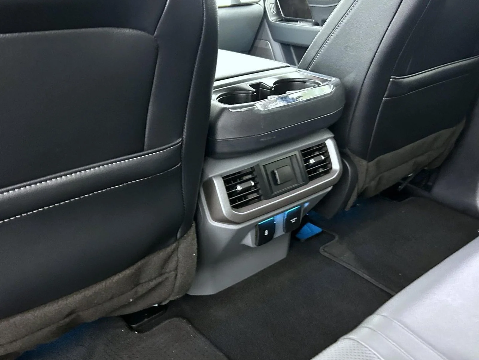 Used 2023 Blue Ford Lariat image 21