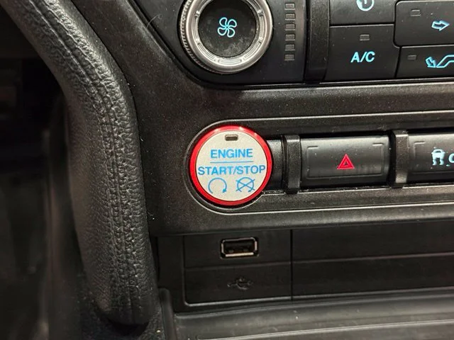 Used 2016 Silver Ford V6 image 12