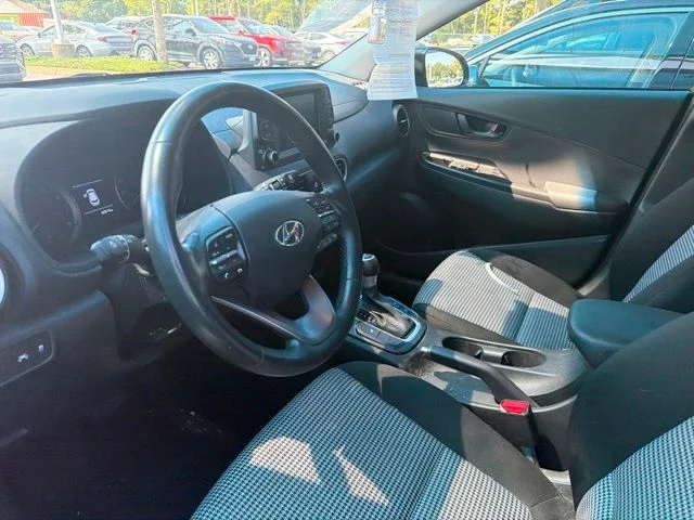 Used 2021 Ultra Black Pearl Hyundai SEL image 12