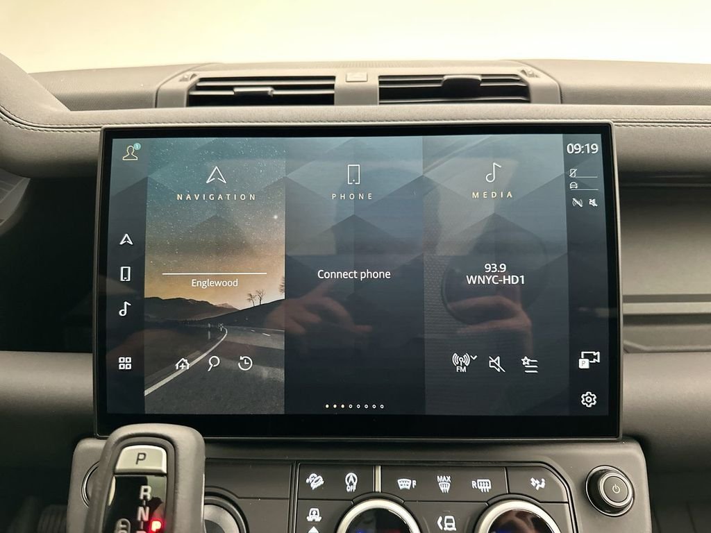 New 2026 Fuji White Land Rover S image 14
