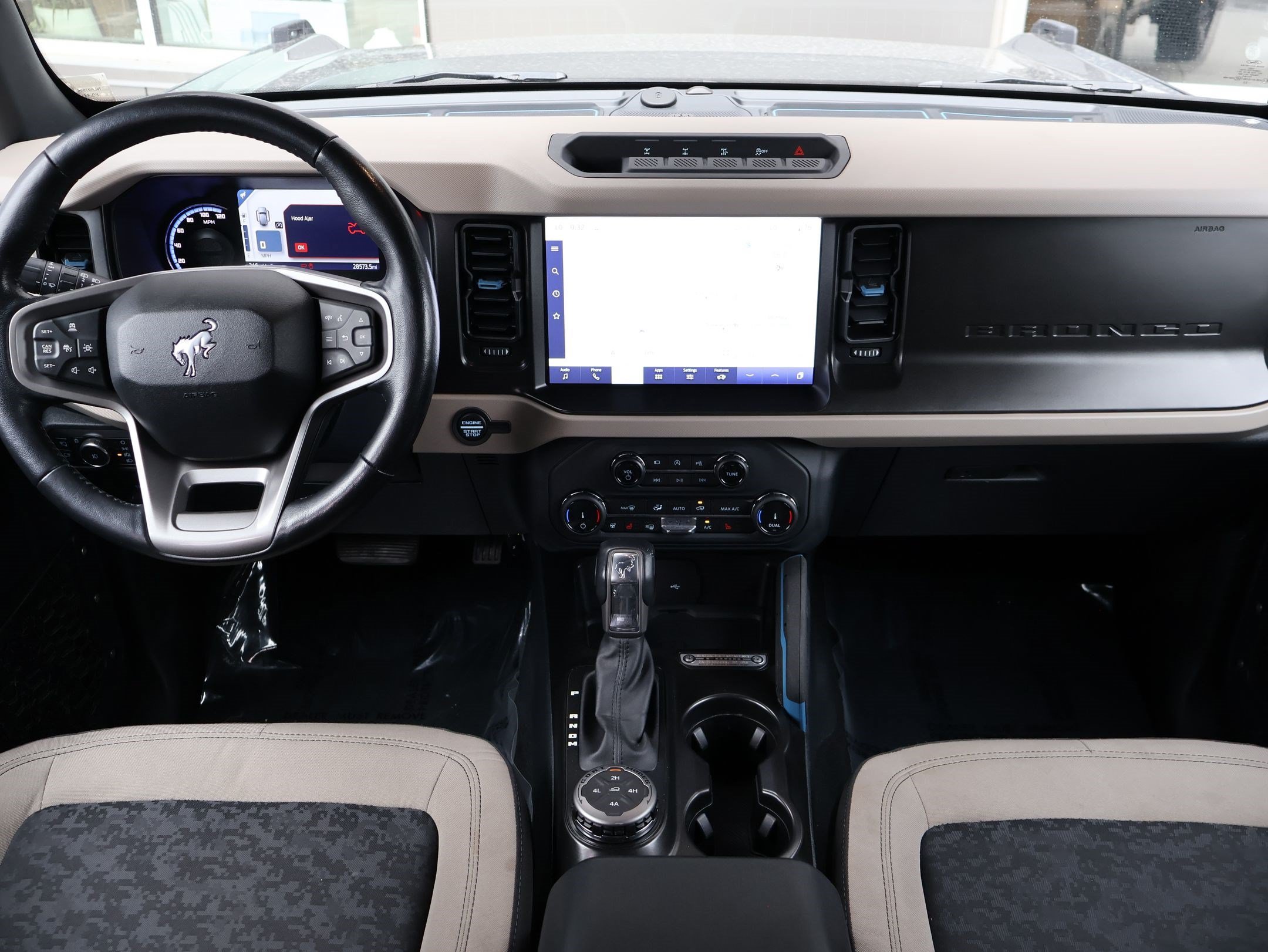Used 2022 Gray Metallic Ford Base 4 Door Advanced 4x4 image 23