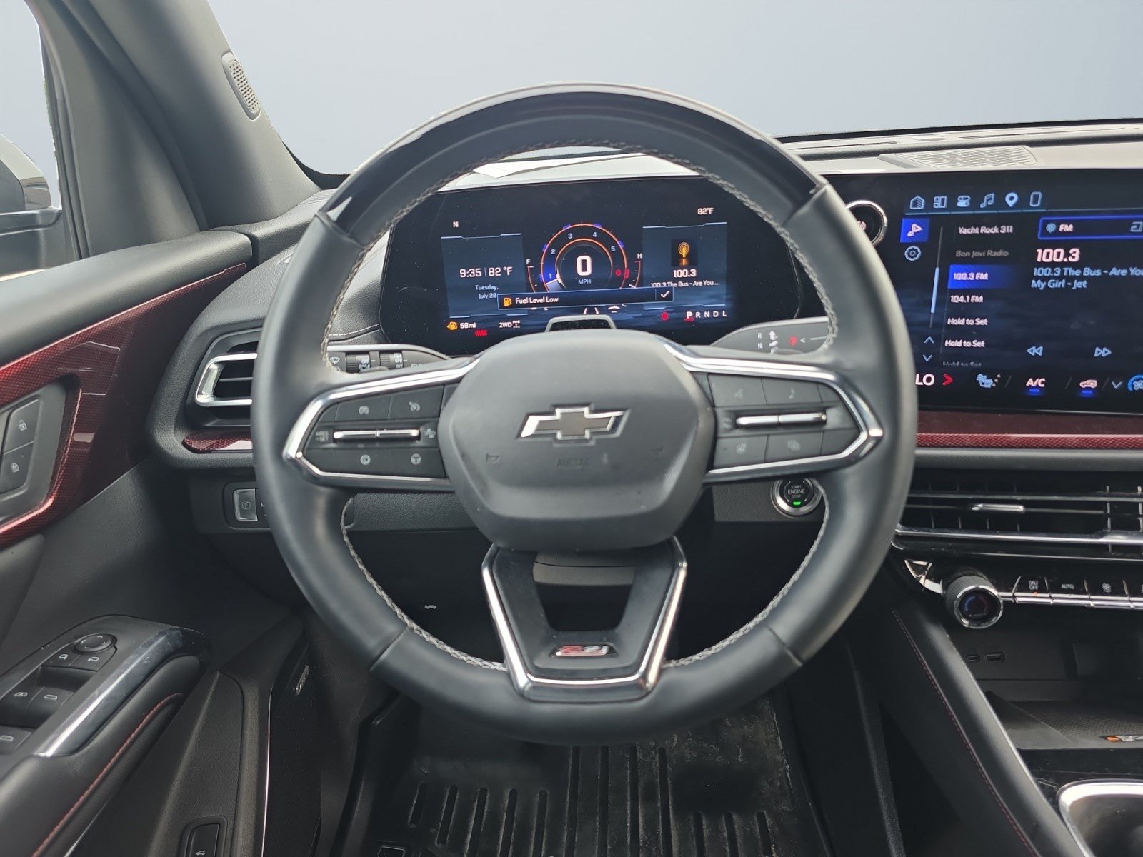 2025 Chevrolet Traverse Z71 - Photo 13