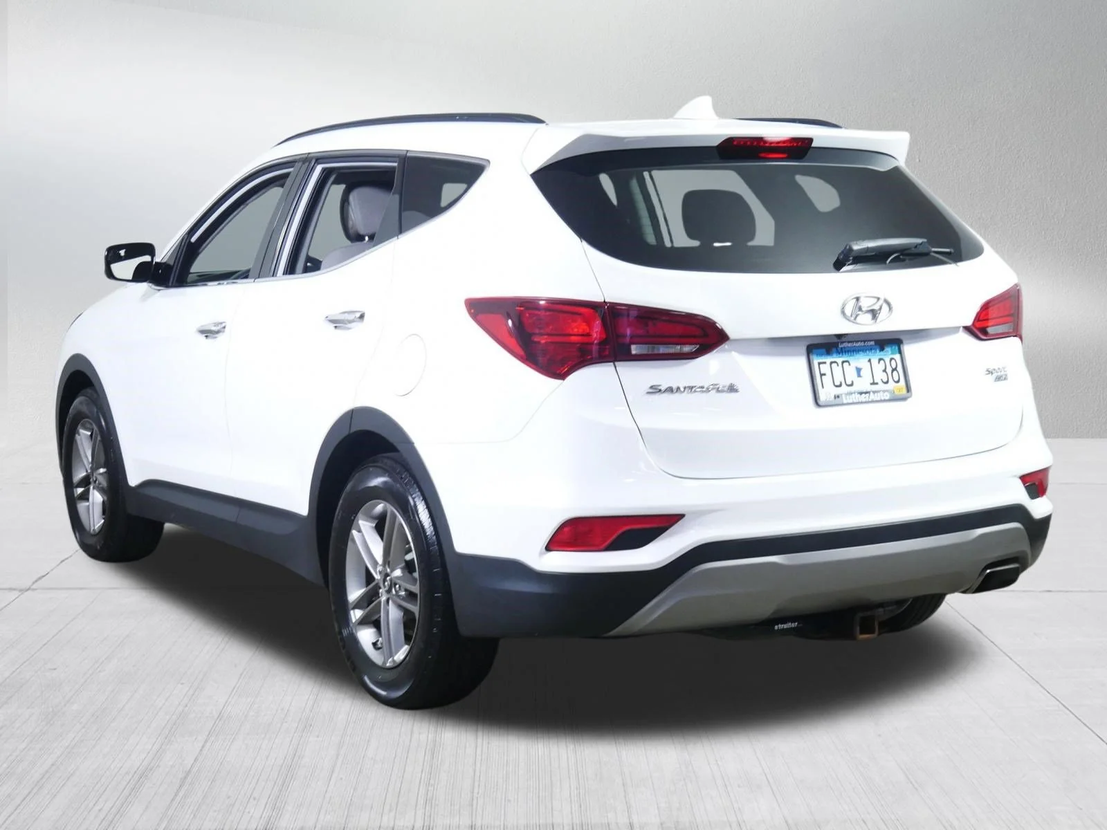 Used 2017 Frost White Pearl Hyundai 2.4L image 5