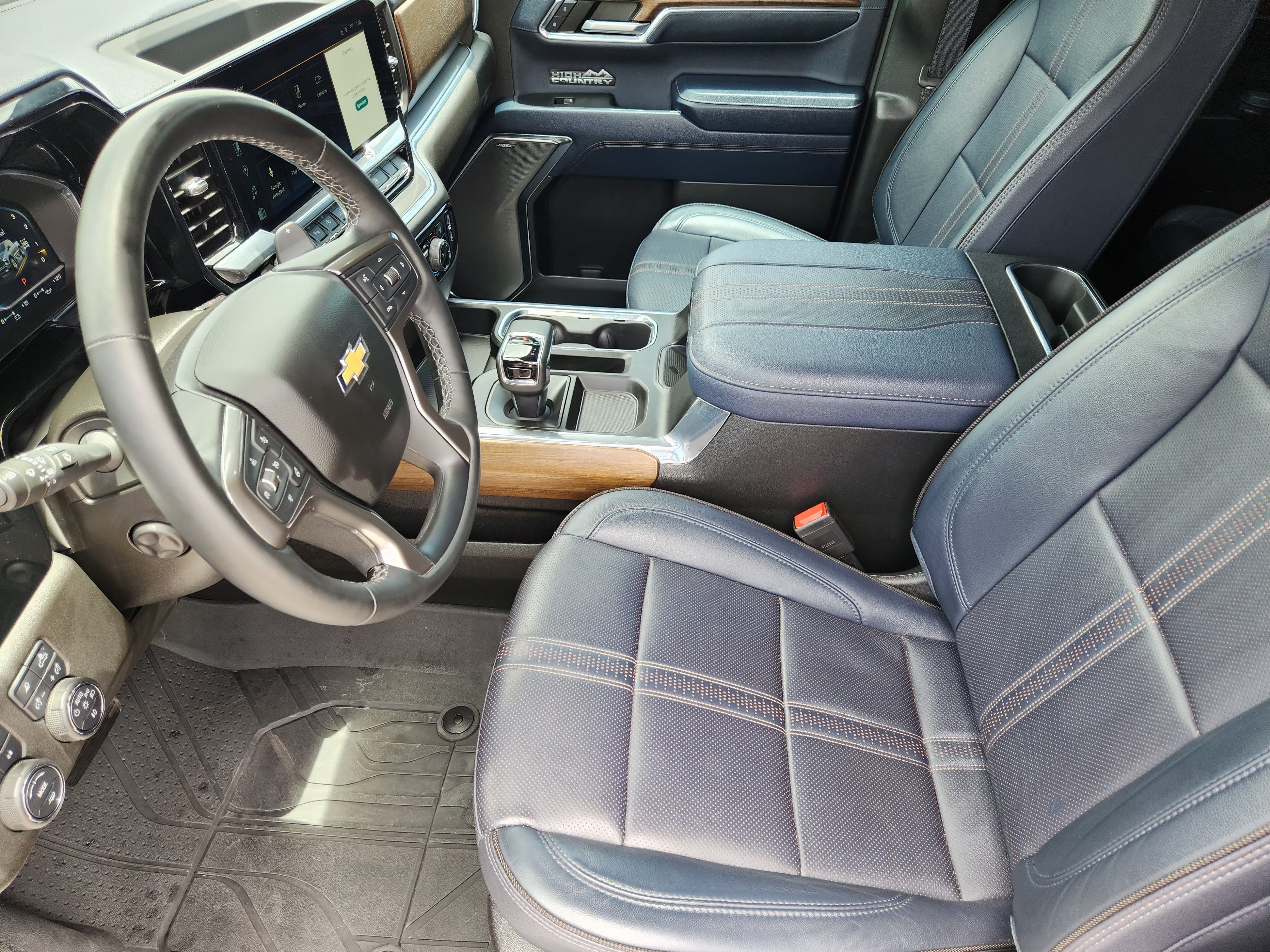 Used 2024 Sterling Gray Metallic Chevrolet High Country image 12