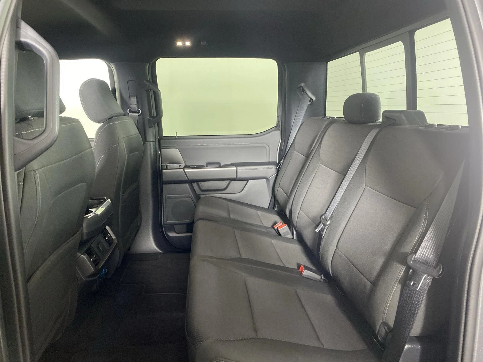 Used 2024 Carbonized Gray Ford XLT image 35