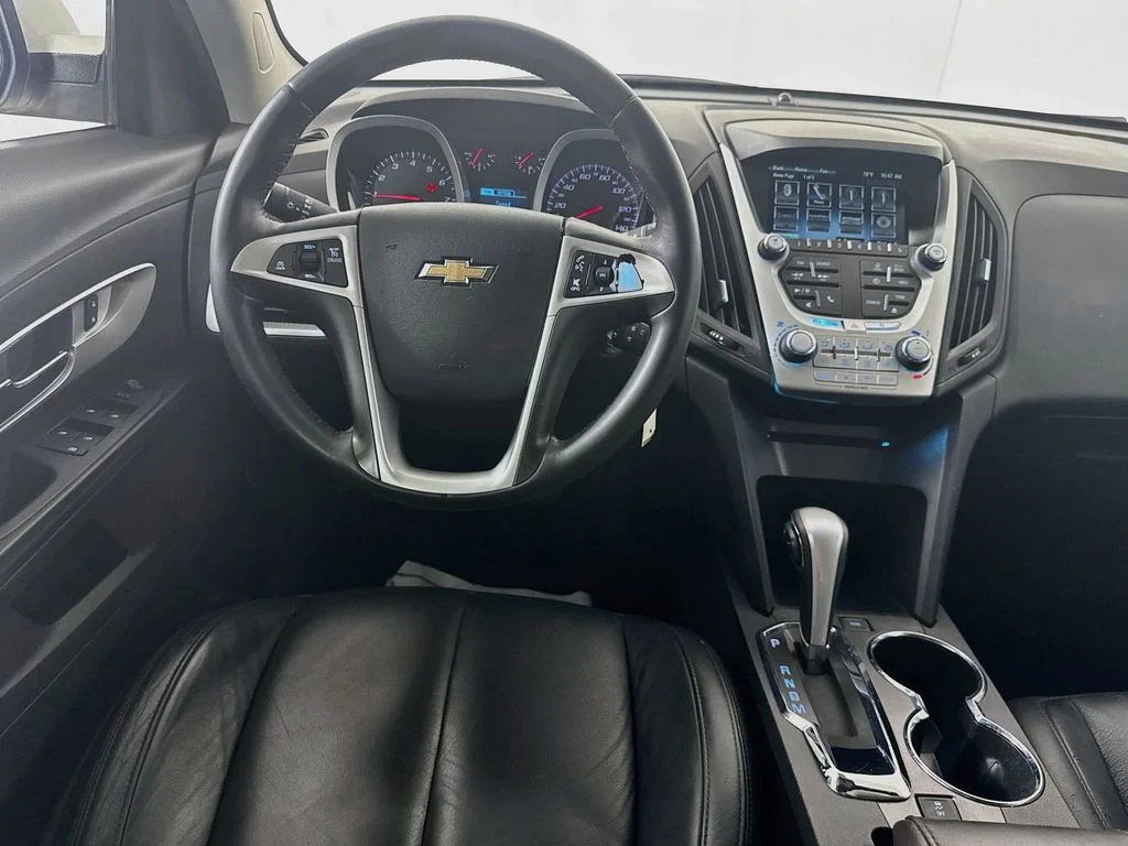 Used 2015 White Chevrolet LT image 26