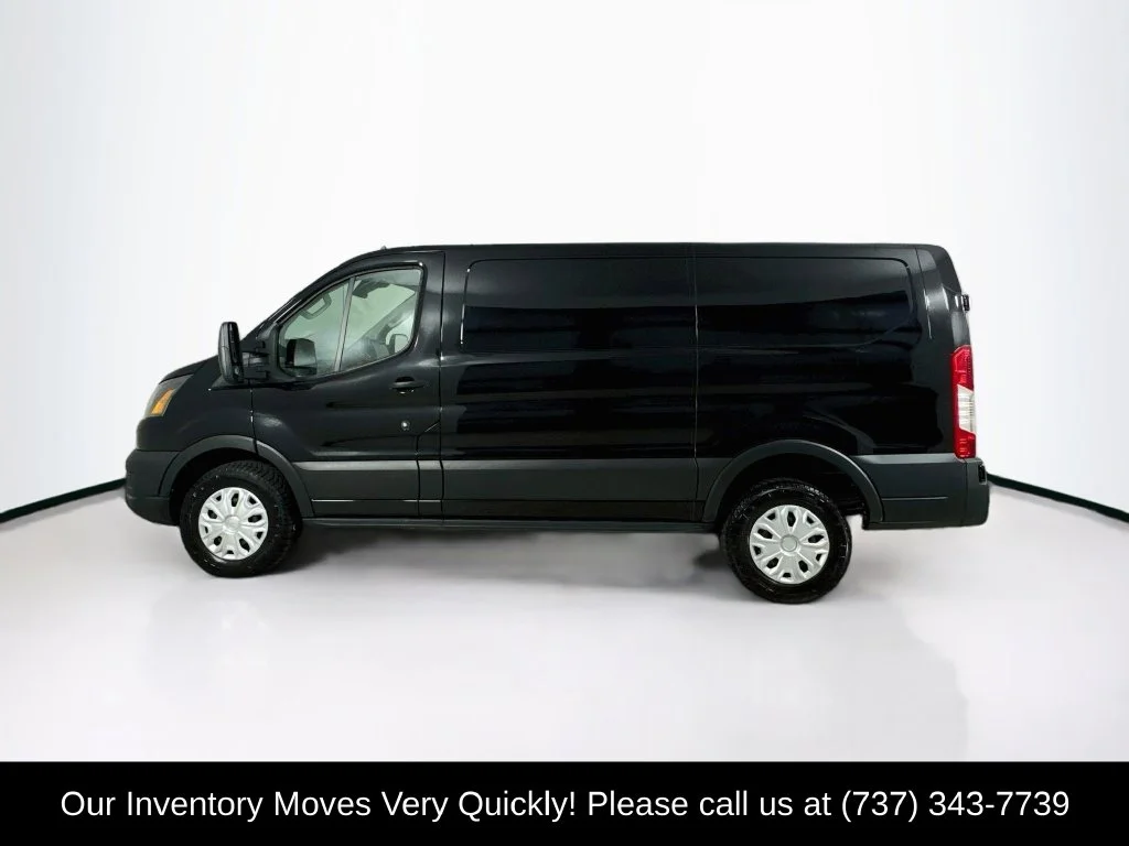 Used 2023 Black Metallic Ford Base image 4