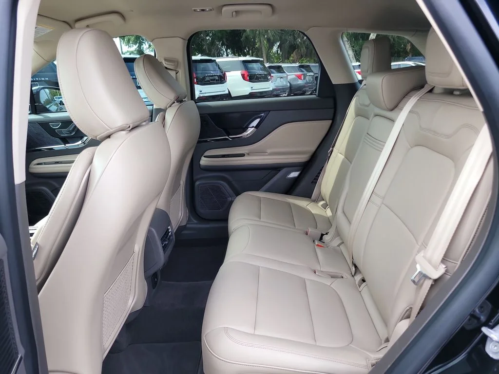 Certified Used 2022 Black Lincoln Standard image 11