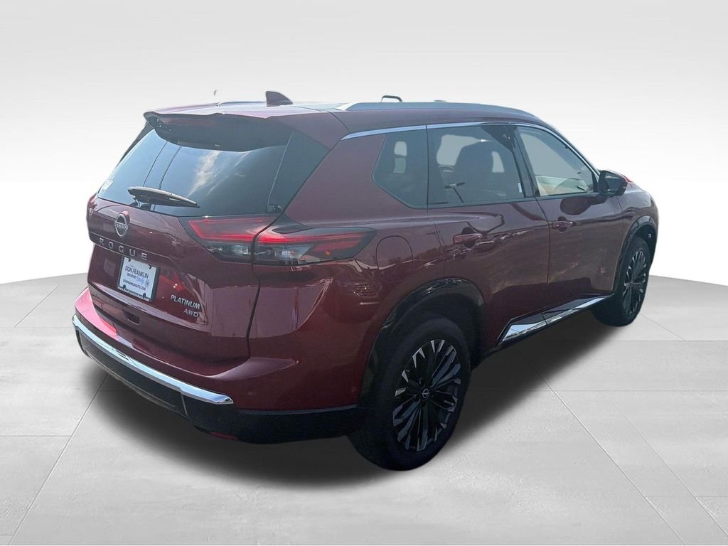 Used 2025 Red Nissan Platinum image 7