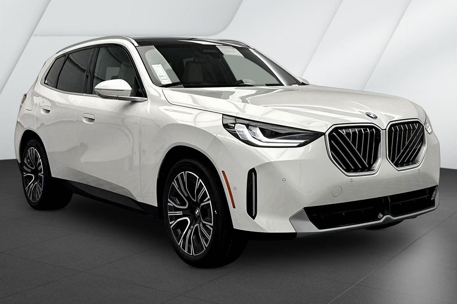 2026 BMW X3 30 XDRIVE's photo