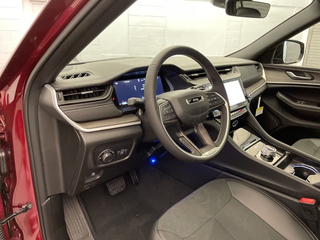 New 2026 Velvet Red Pearlcoat Jeep Altitude image 15
