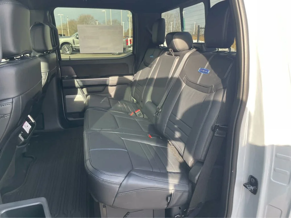 New 2025 Space White Metallic Ford Platinum® image 39