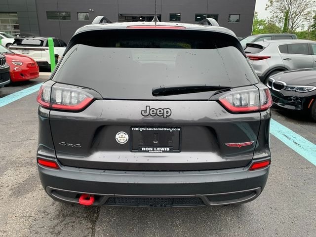 Used 2022 Gray Jeep Trailhawk image 4
