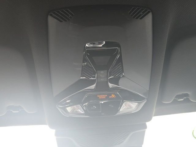 Used 2025 Green BMW xDrive28i image 19