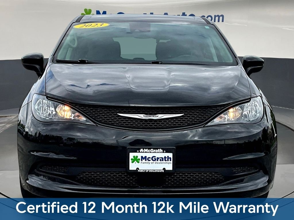 Used 2023 Black Chrysler LX image 2