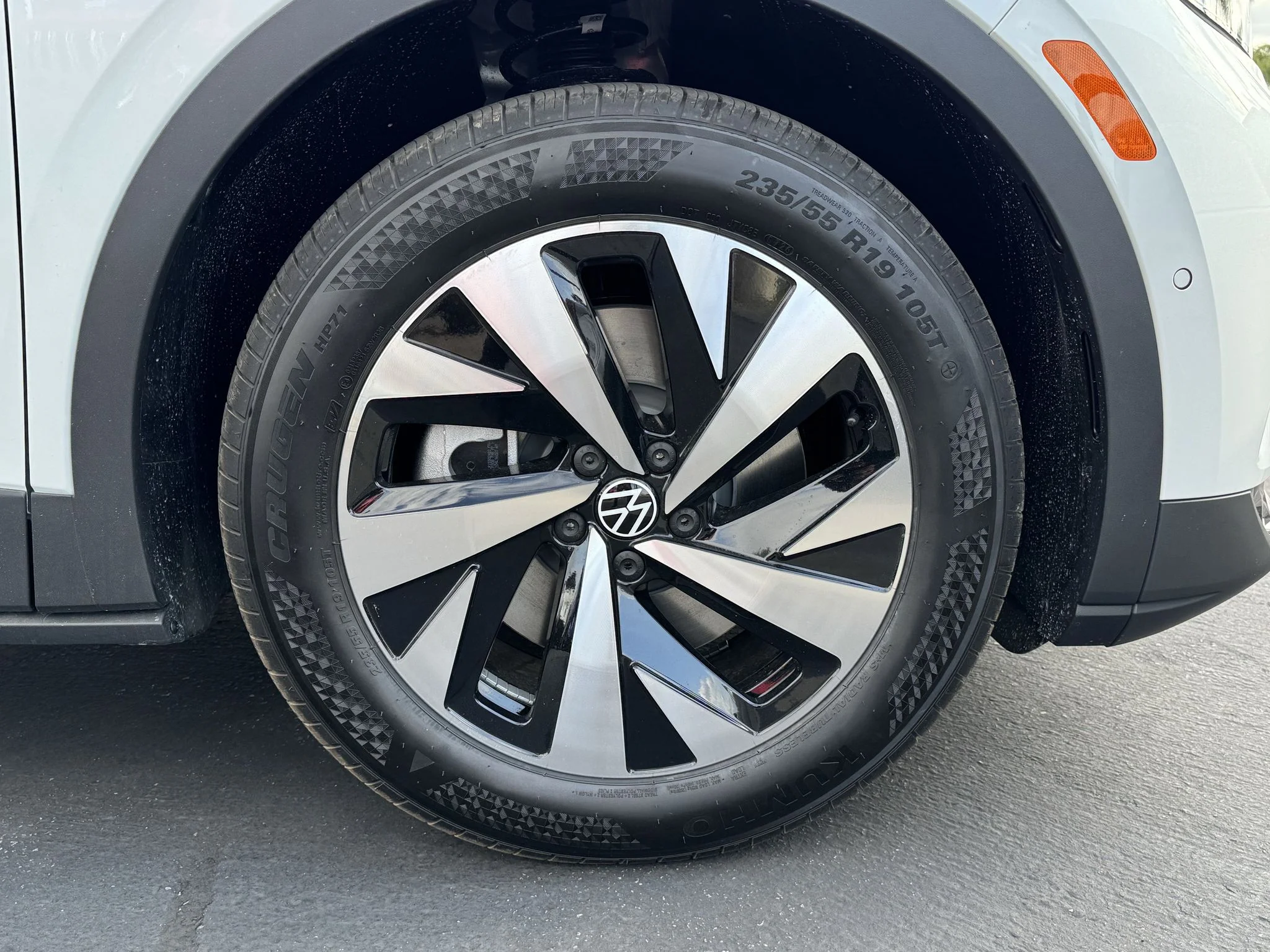 New 2026 Opal White Pearl Volkswagen Pro image 11