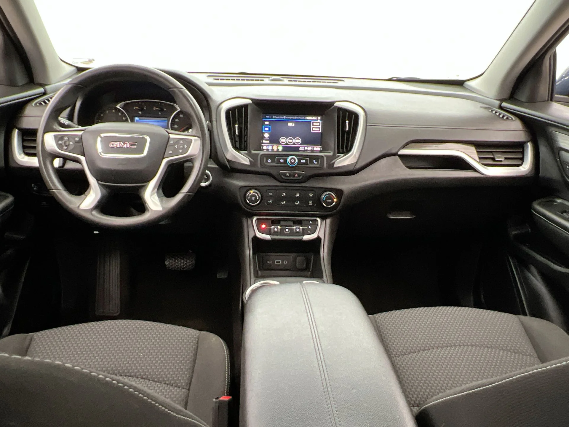 Certified Used 2024 Blue GMC SLE image 2