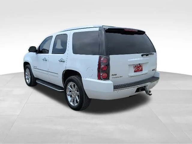 Used 2009 White GMC Denali image 5