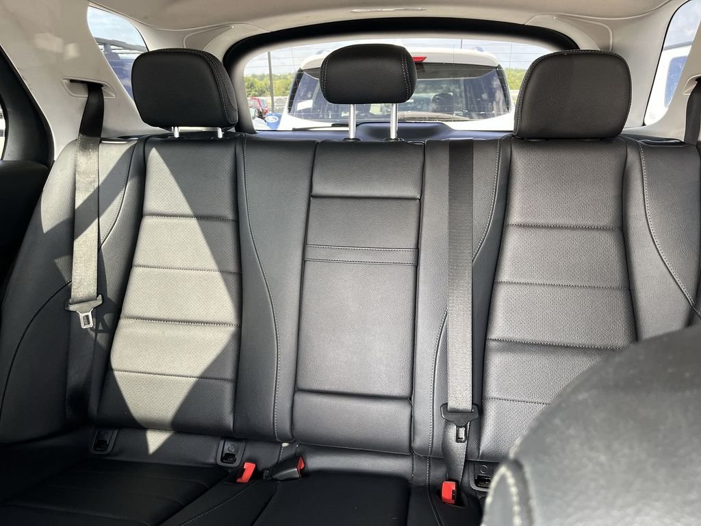 Used 2024 White Mercedes-Benz GLE 350 image 23