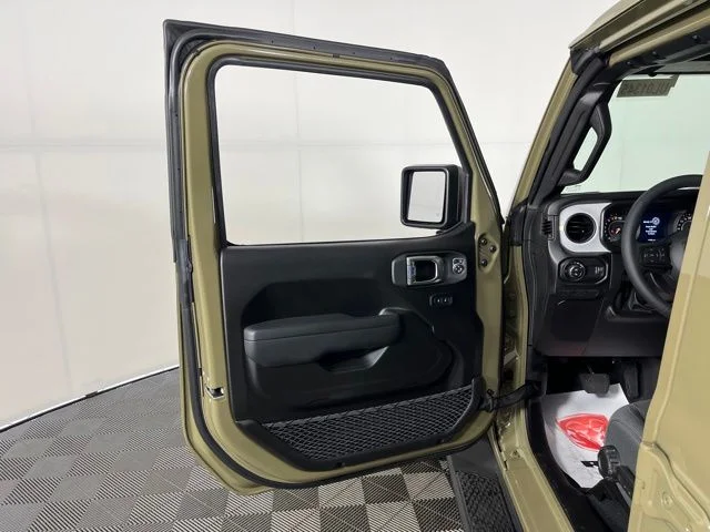 Used 2026 Green Jeep Sport S image 15