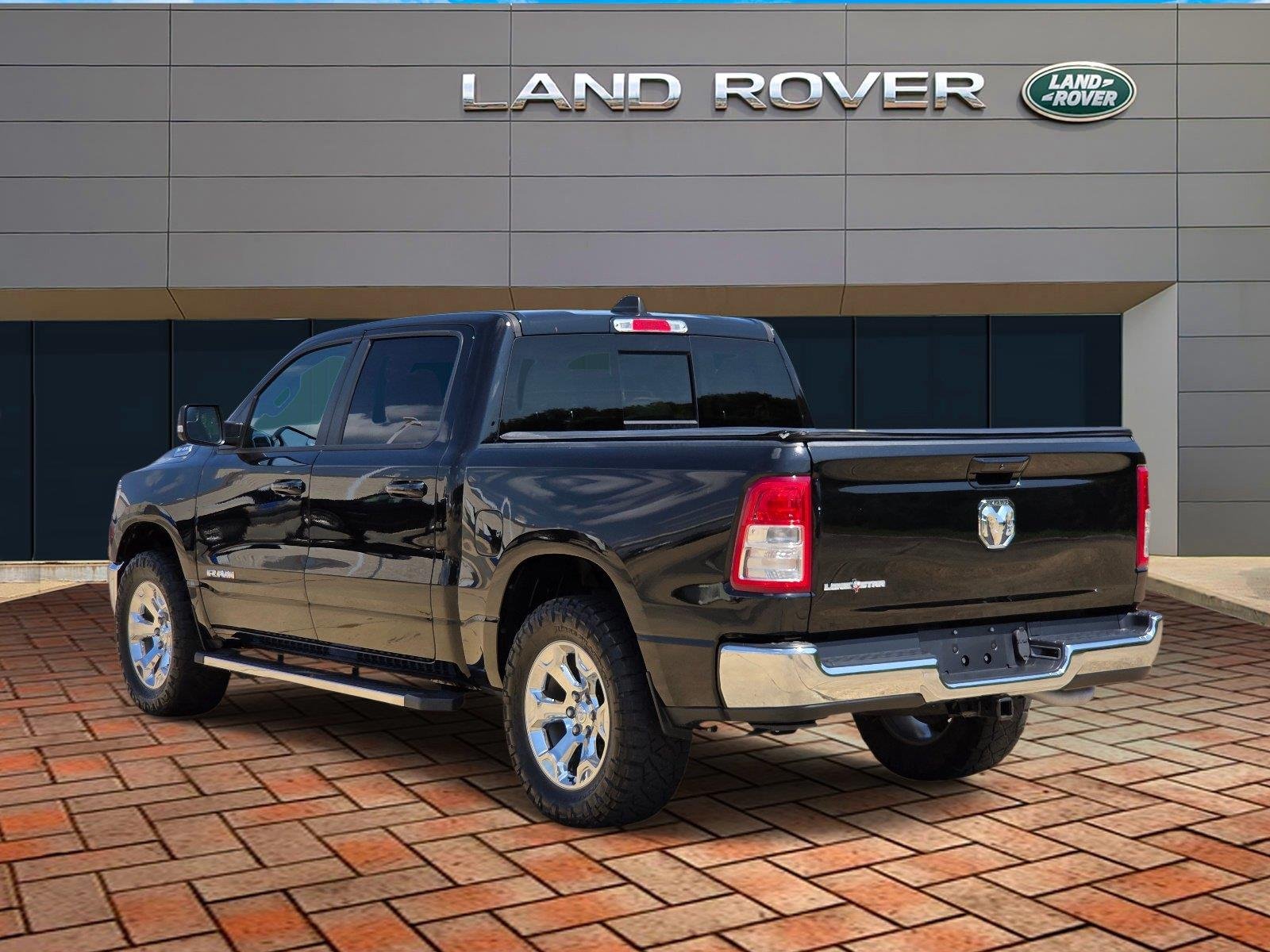 Used 2022 Diamond Black Crystal Pearlcoat Ram Lone Star image 6